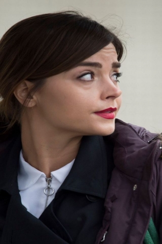 Jenna Coleman from Doctor Who for 320 x 480 iPhone resolution