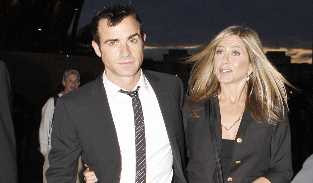 Jennifer Aniston and Justin Theroux for 1024 x 600 widescreen resolution
