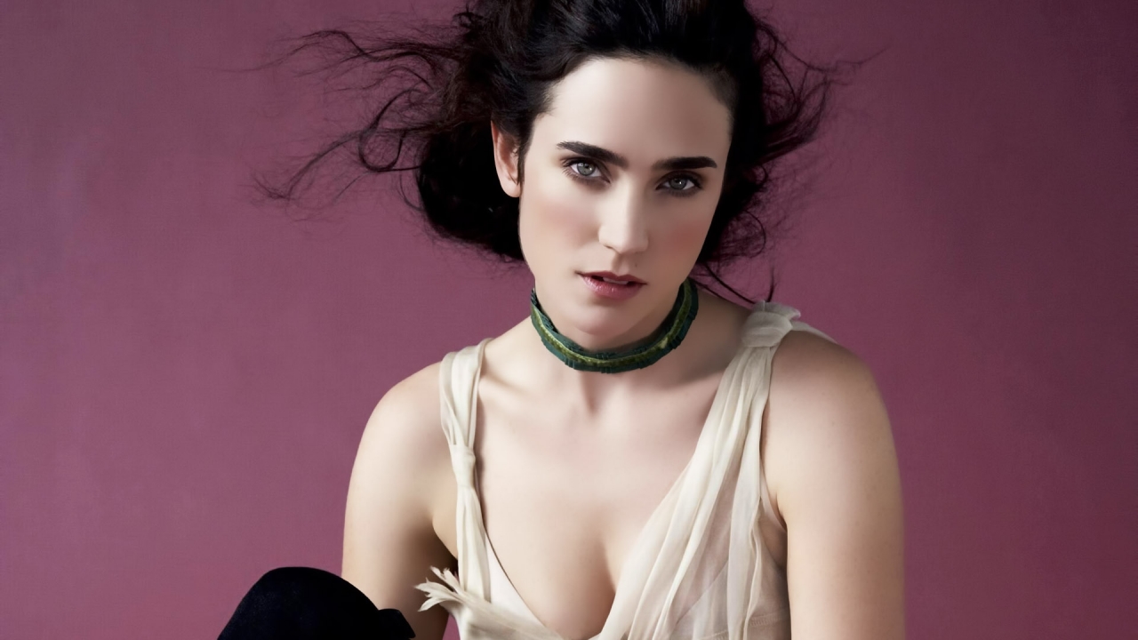 Jennifer Connelly Thinking for 1280 x 720 HDTV 720p resolution