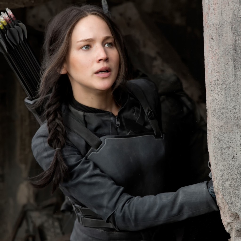 Jennifer Lawrence as Katniss Everdeen for 1024 x 1024 iPad resolution