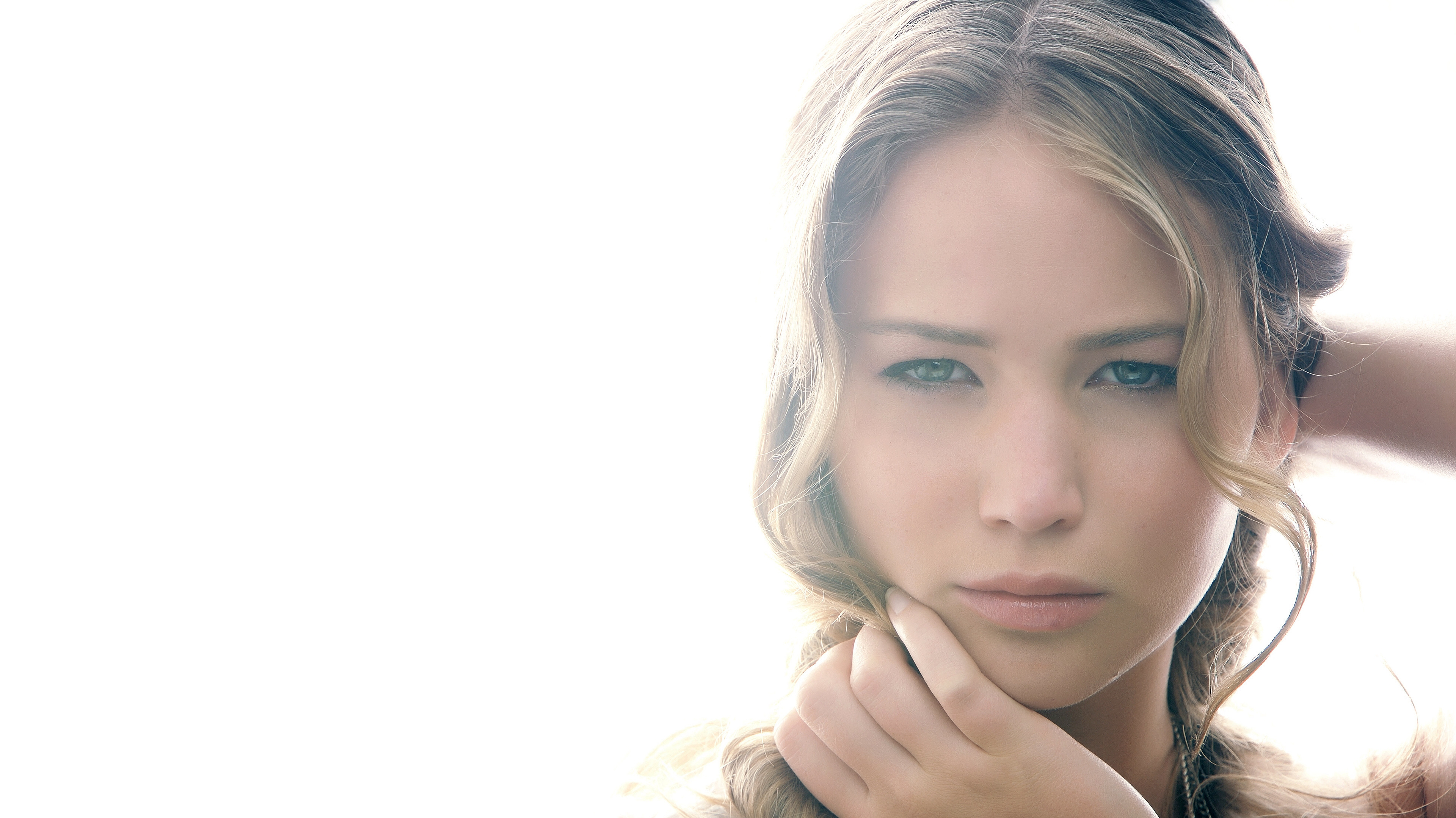 Jennifer Lawrence Beautiful for 3840 x 2160 Ultra HD resolution
