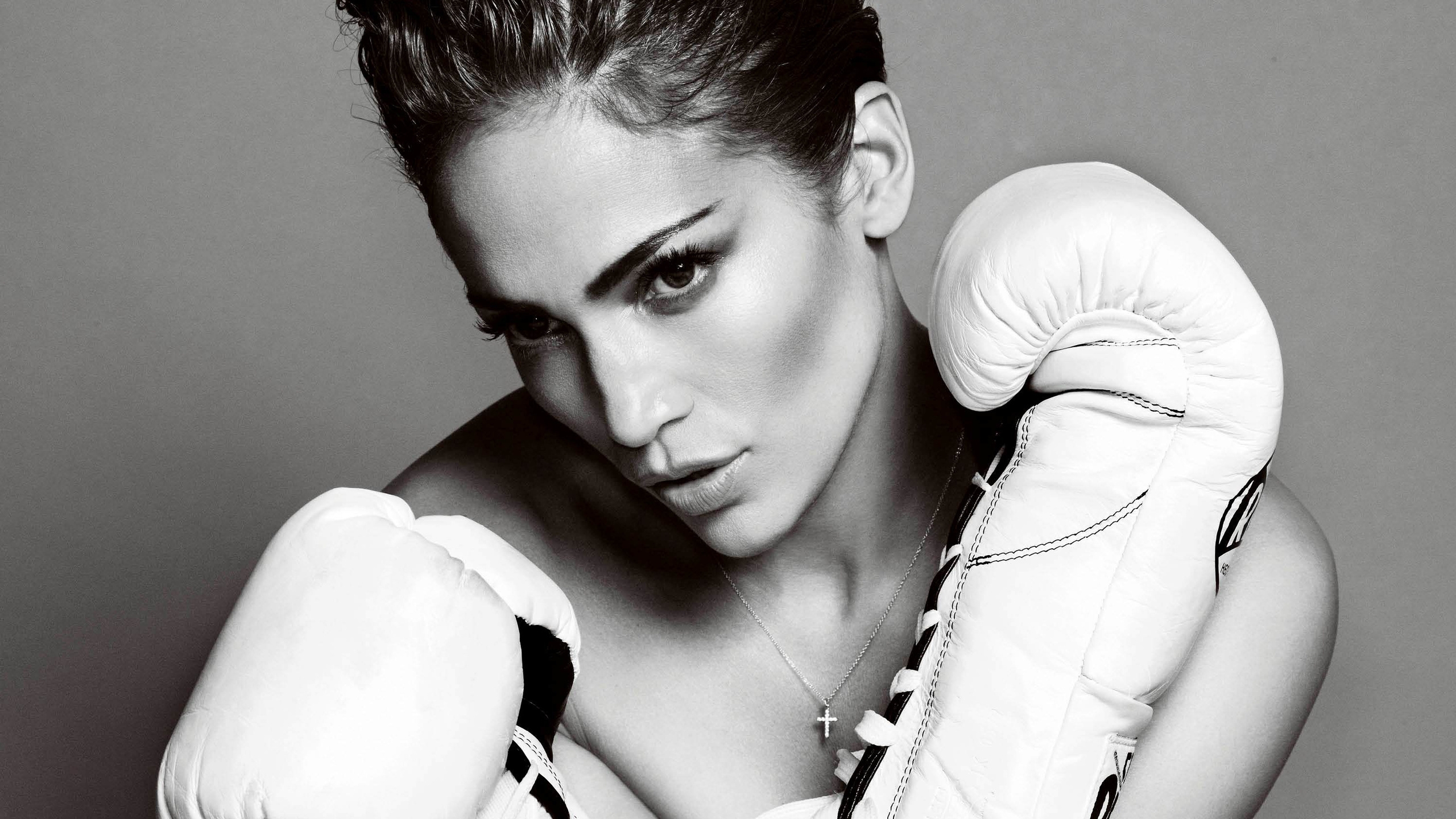 Jennifer Lopez Boxing Gloves for 2560x1440 HDTV resolution