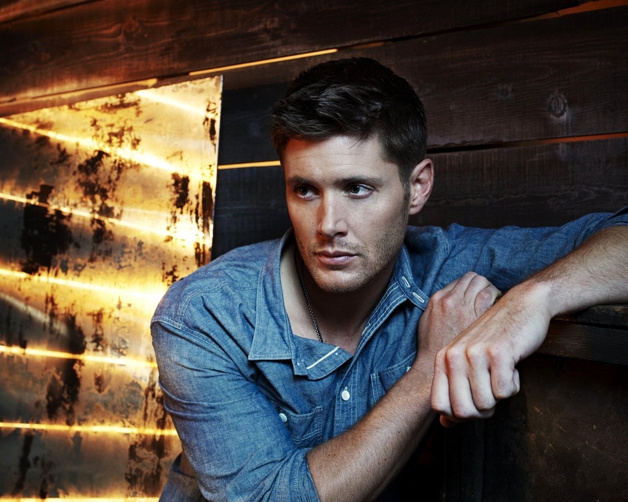 Jensen Ackles Cool for 1280 x 1024 resolution