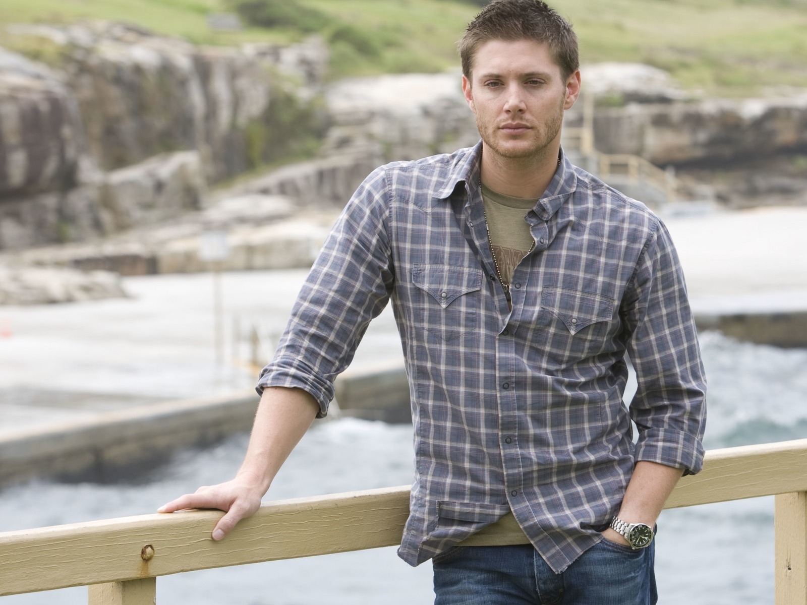 Jensen Ackles Look for 1600 x 1200 resolution
