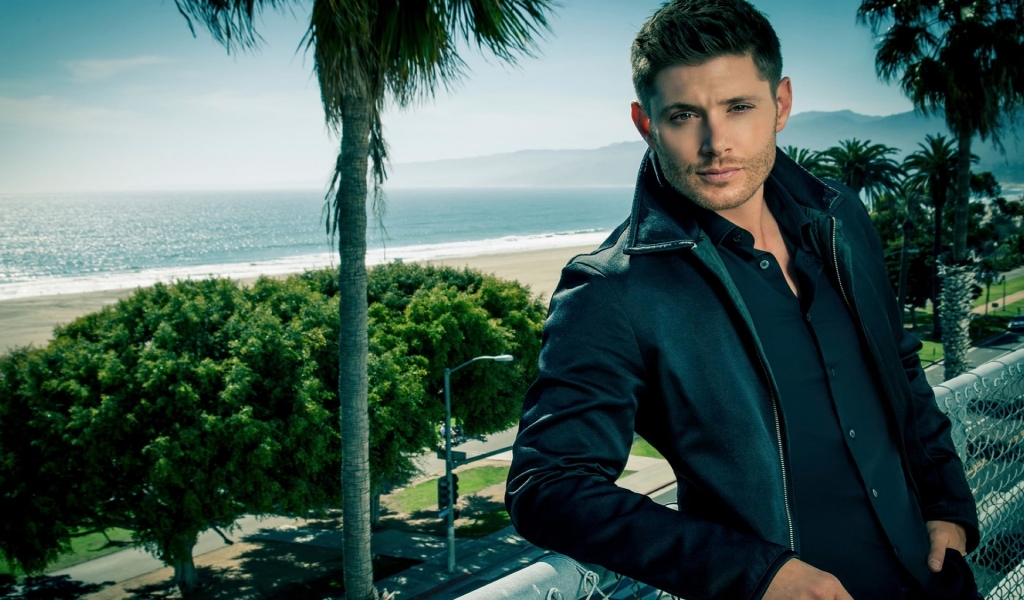 Jensen Ackles Shooting for 1024 x 600 widescreen resolution