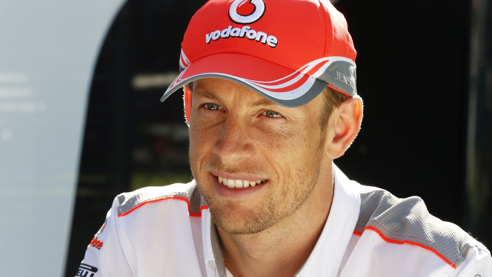 Jenson Button Vodafone for 1600 x 900 HDTV resolution