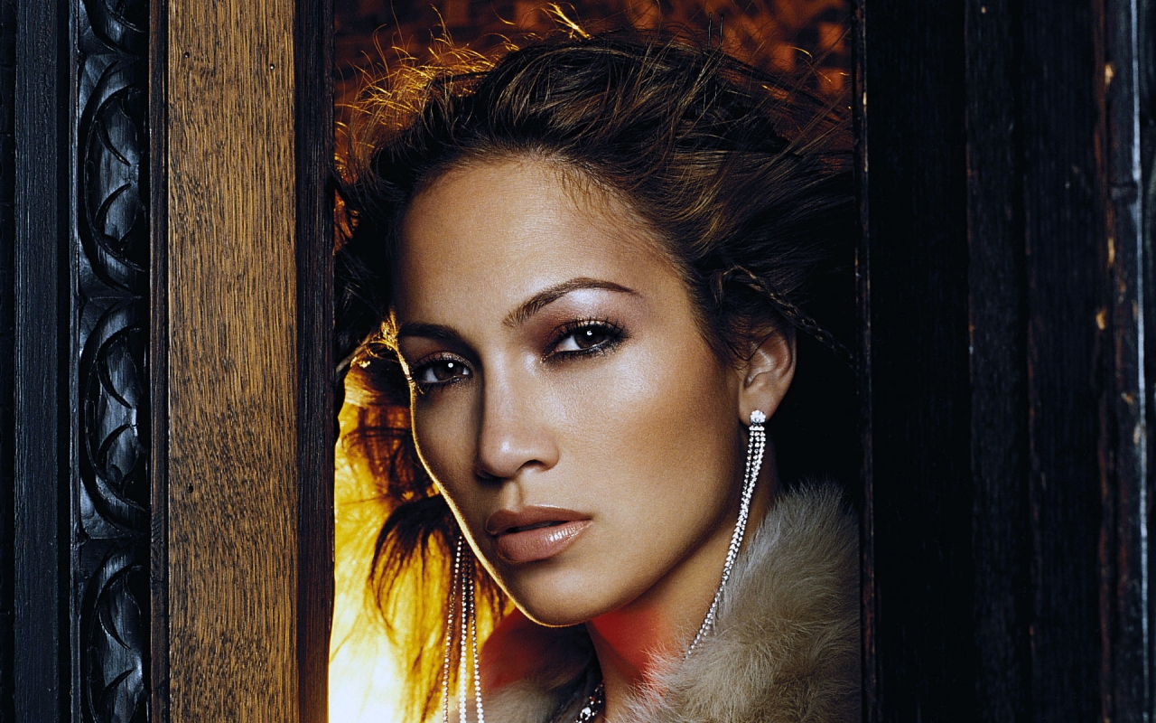 J.Lo for 1280 x 800 widescreen resolution
