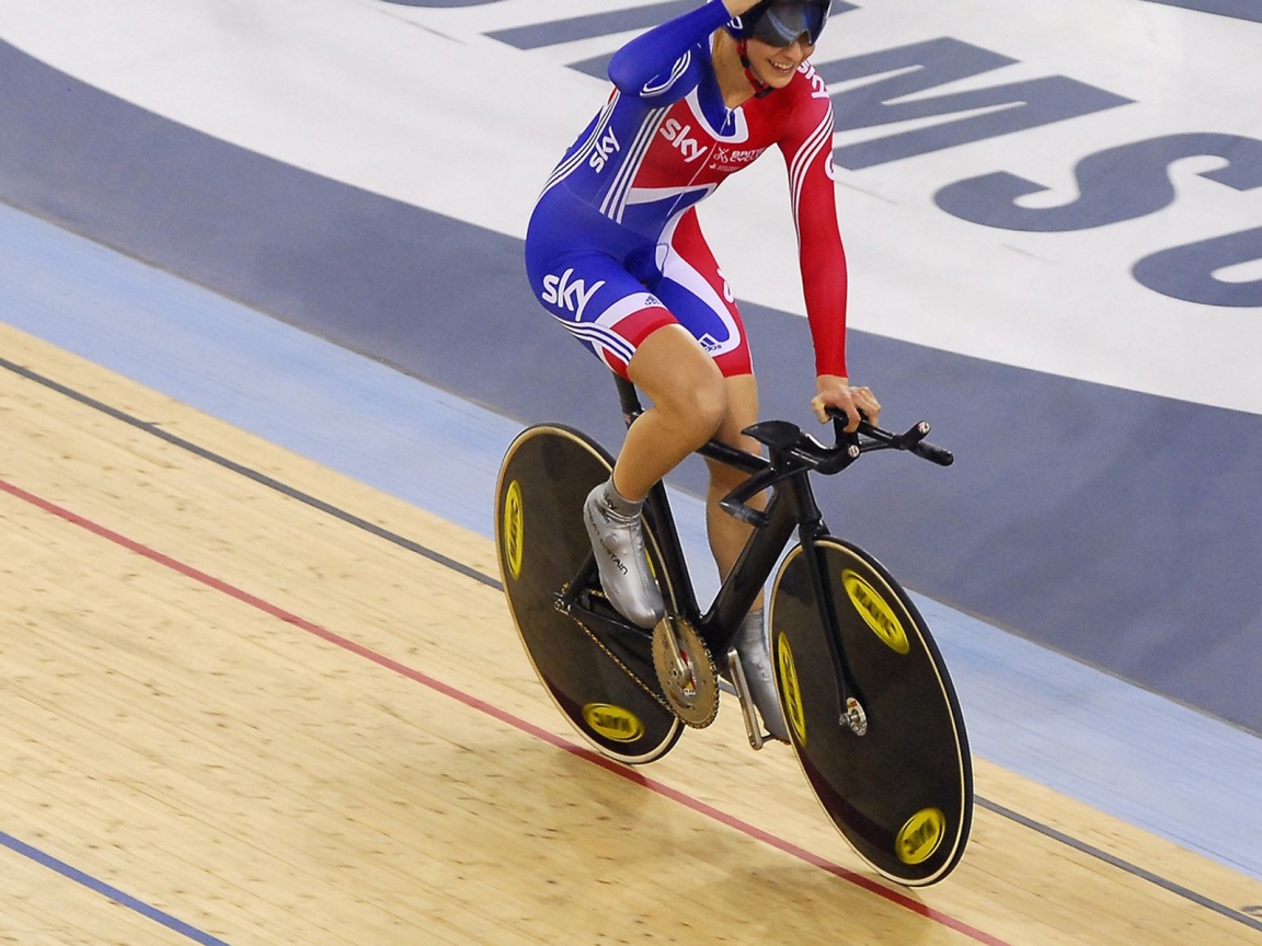 Jo Rowsell for 1152 x 864 resolution