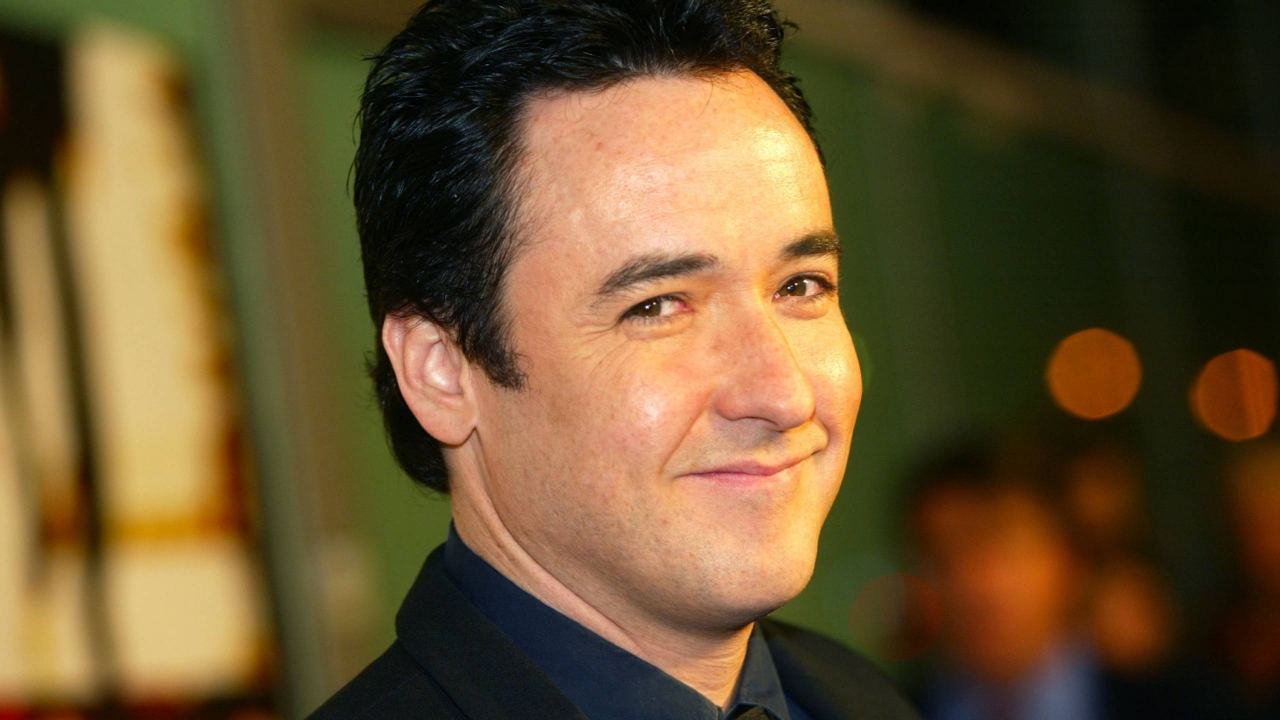 John Cusack for 1280 x 720 HDTV 720p resolution