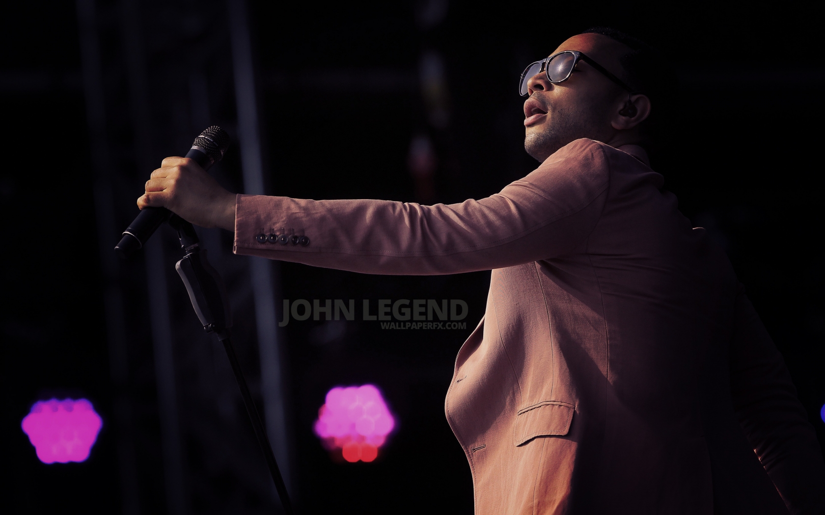 John Legend on Stage for 1680 x 1050 widescreen resolution