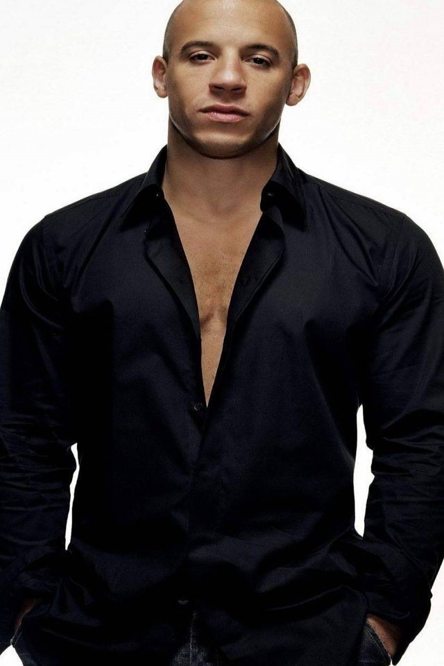Just Vin Diesel for 640 x 960 iPhone 4 resolution
