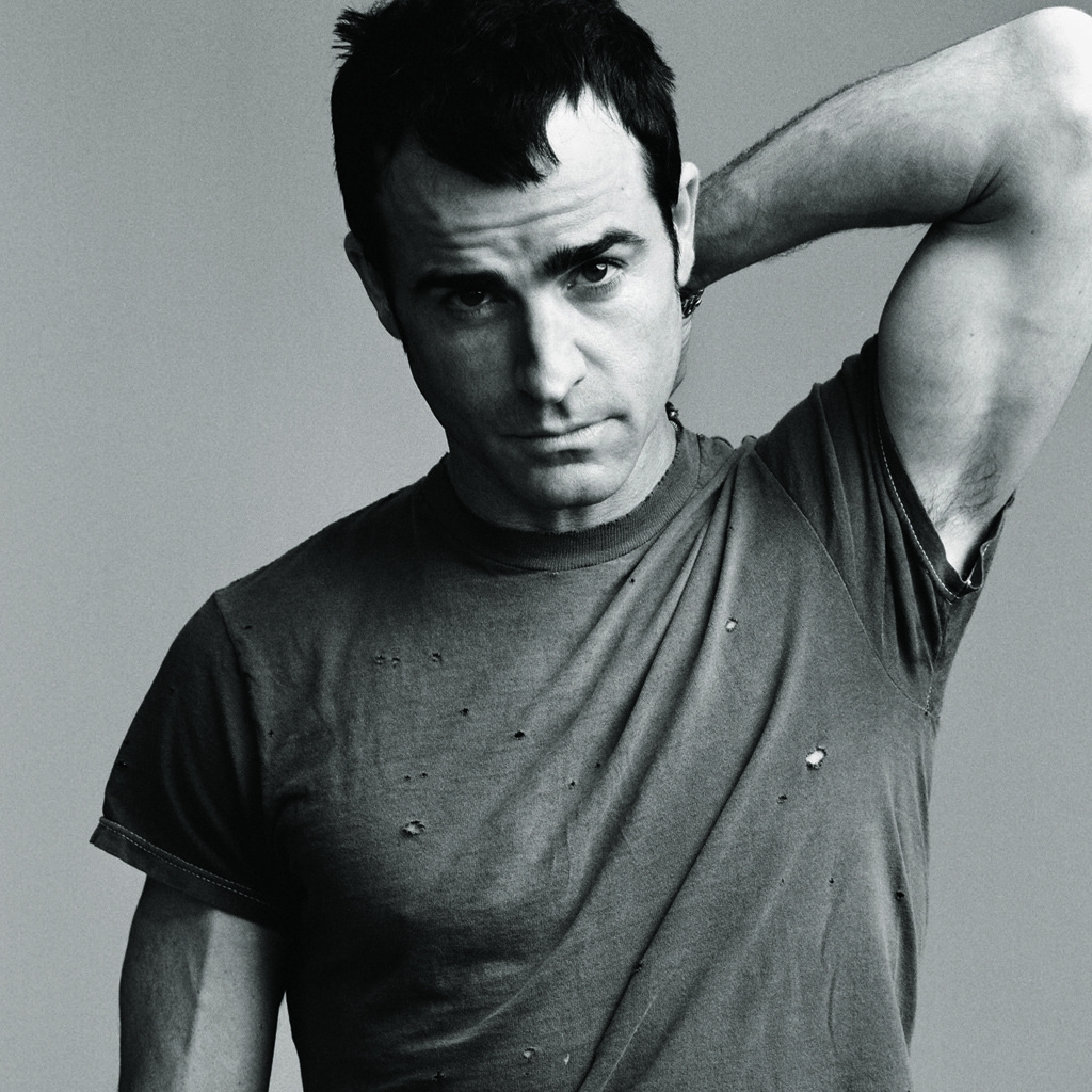 Justin Theroux Young Look for 1024 x 1024 iPad resolution