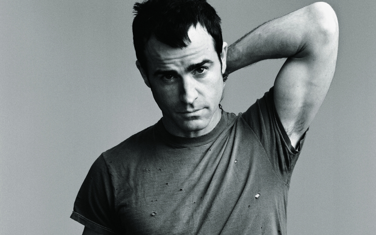 Justin Theroux Young Look for 1440 x 900 widescreen resolution