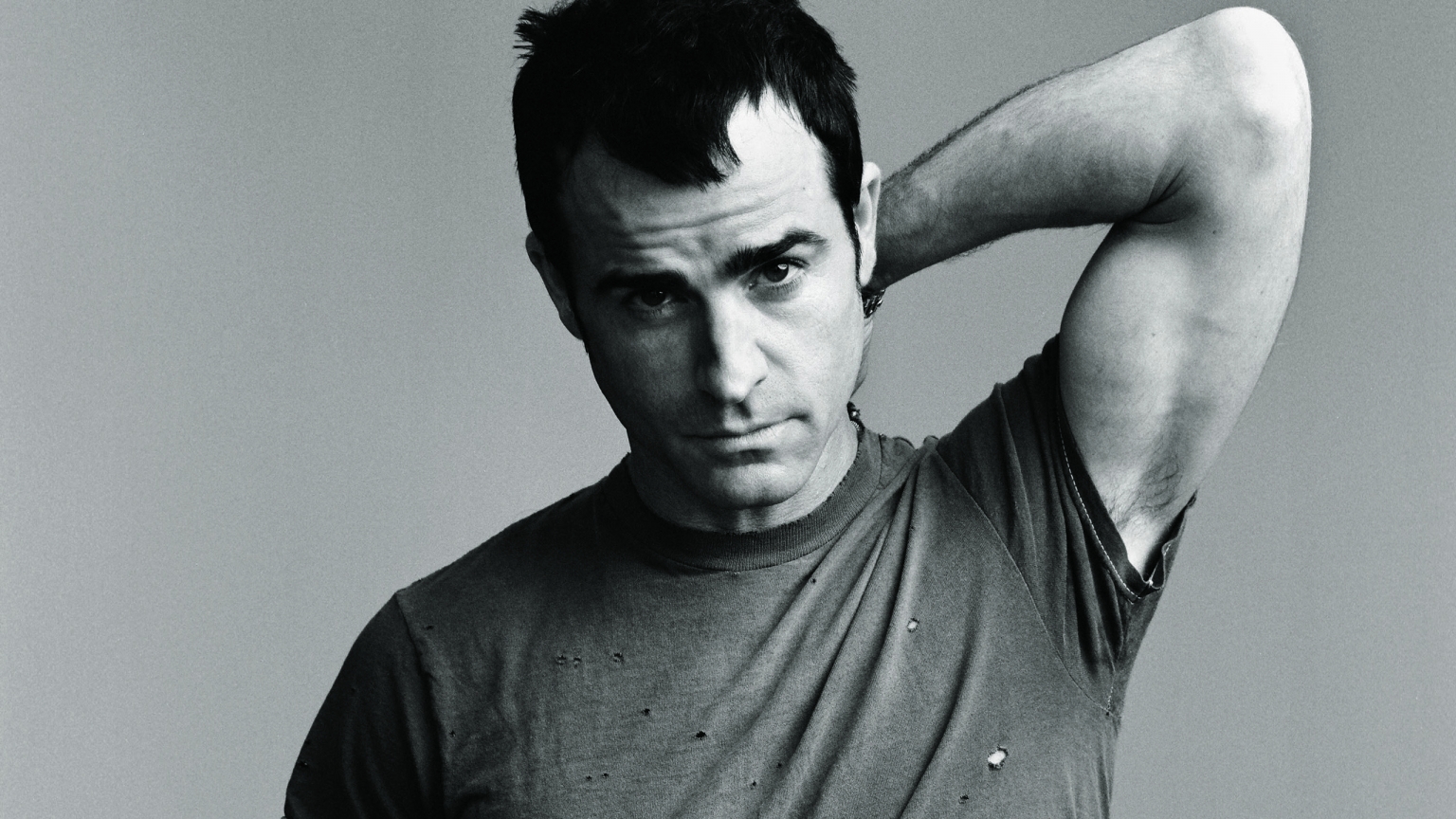 Justin Theroux Young Look for 1536 x 864 HDTV resolution