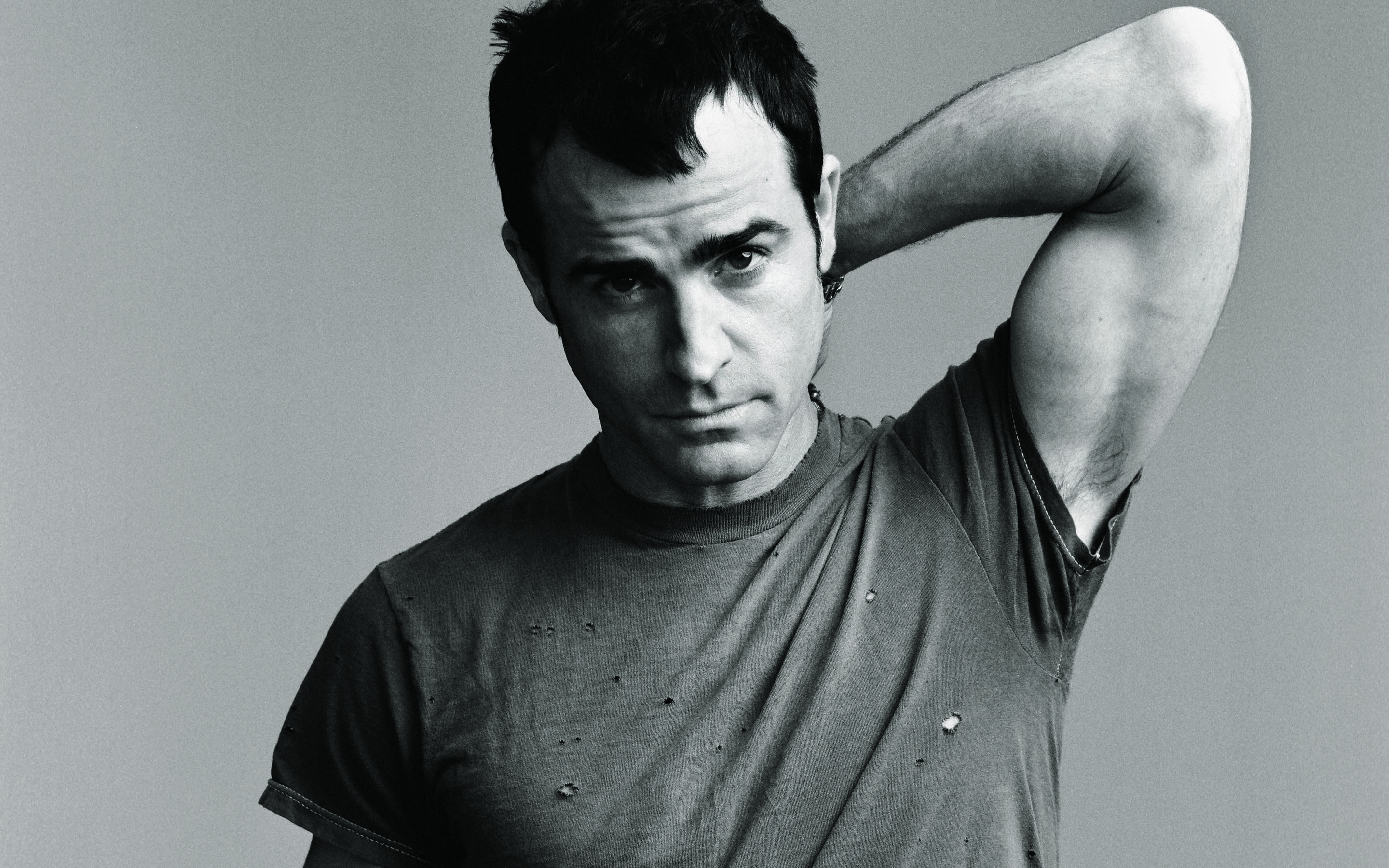 Justin Theroux Young Look for 2880 x 1800 Retina Display resolution