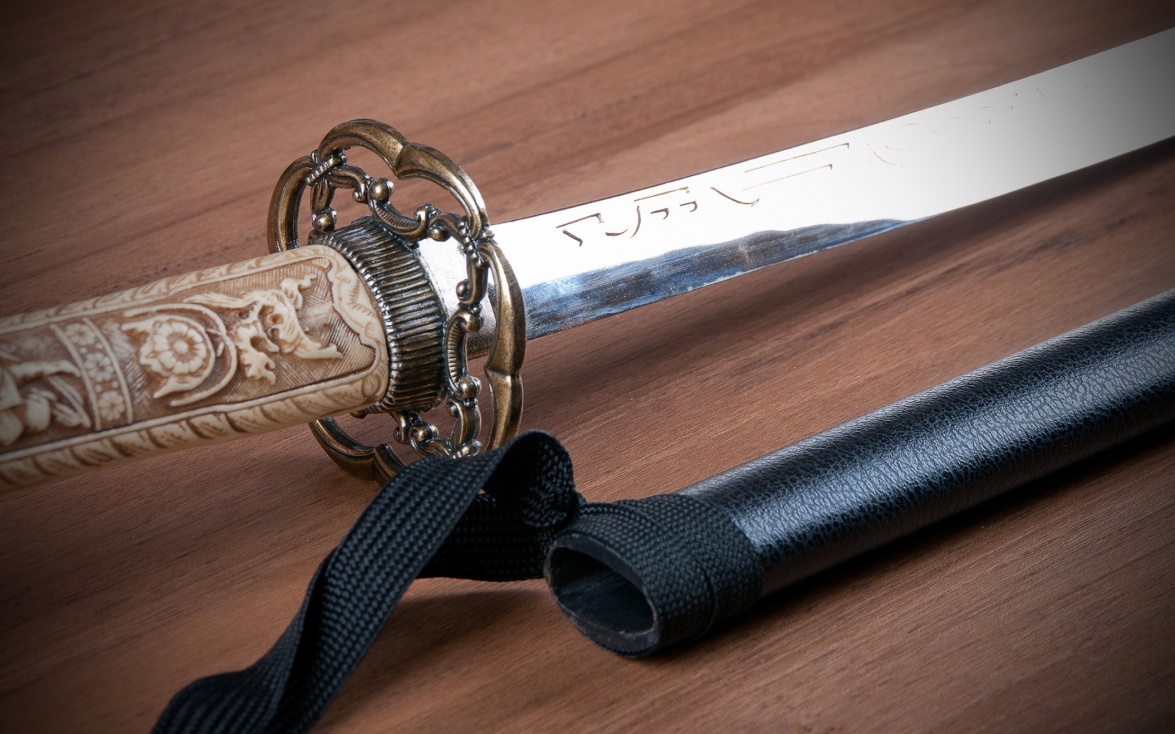 Katana Japanese Sword for 1680 x 1050 widescreen resolution