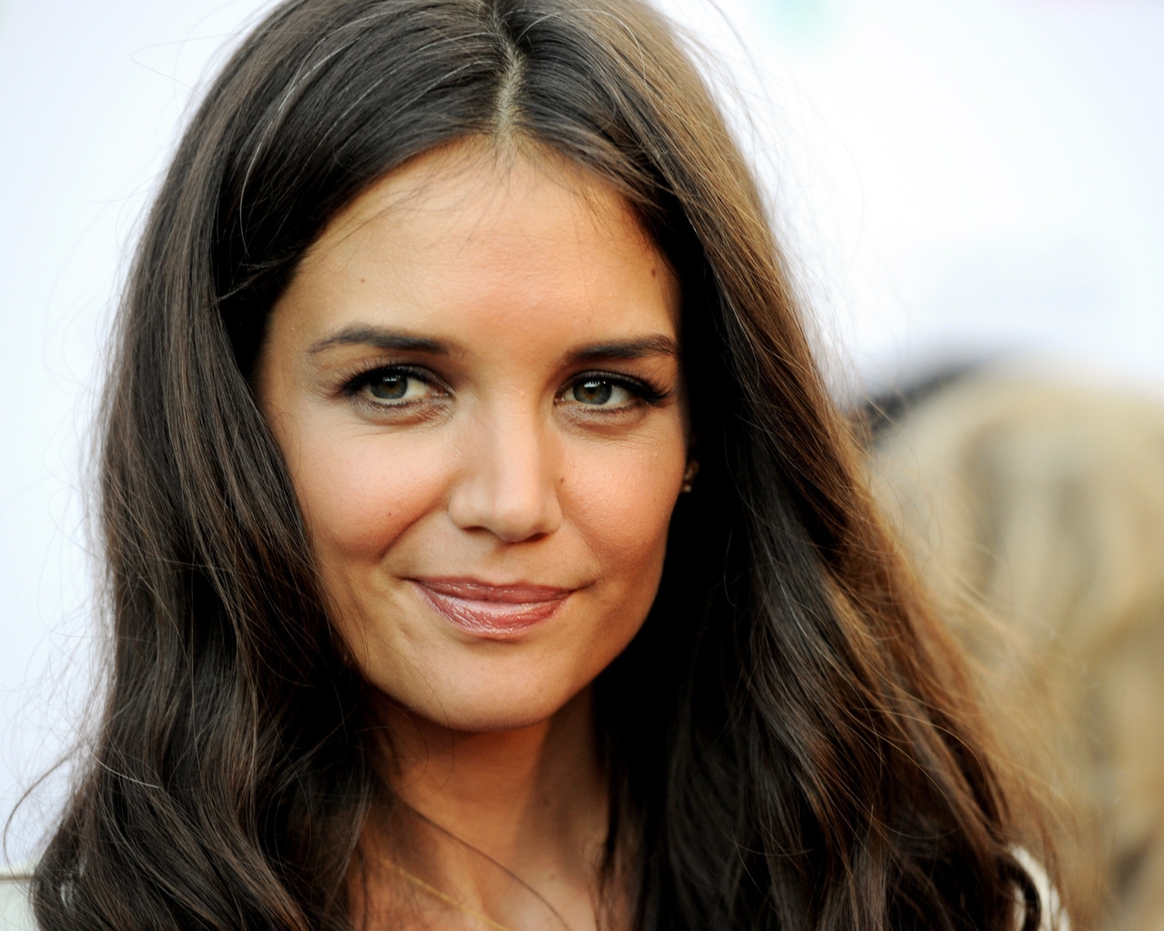 Katie Holmes Hair for 1280 x 1024 resolution