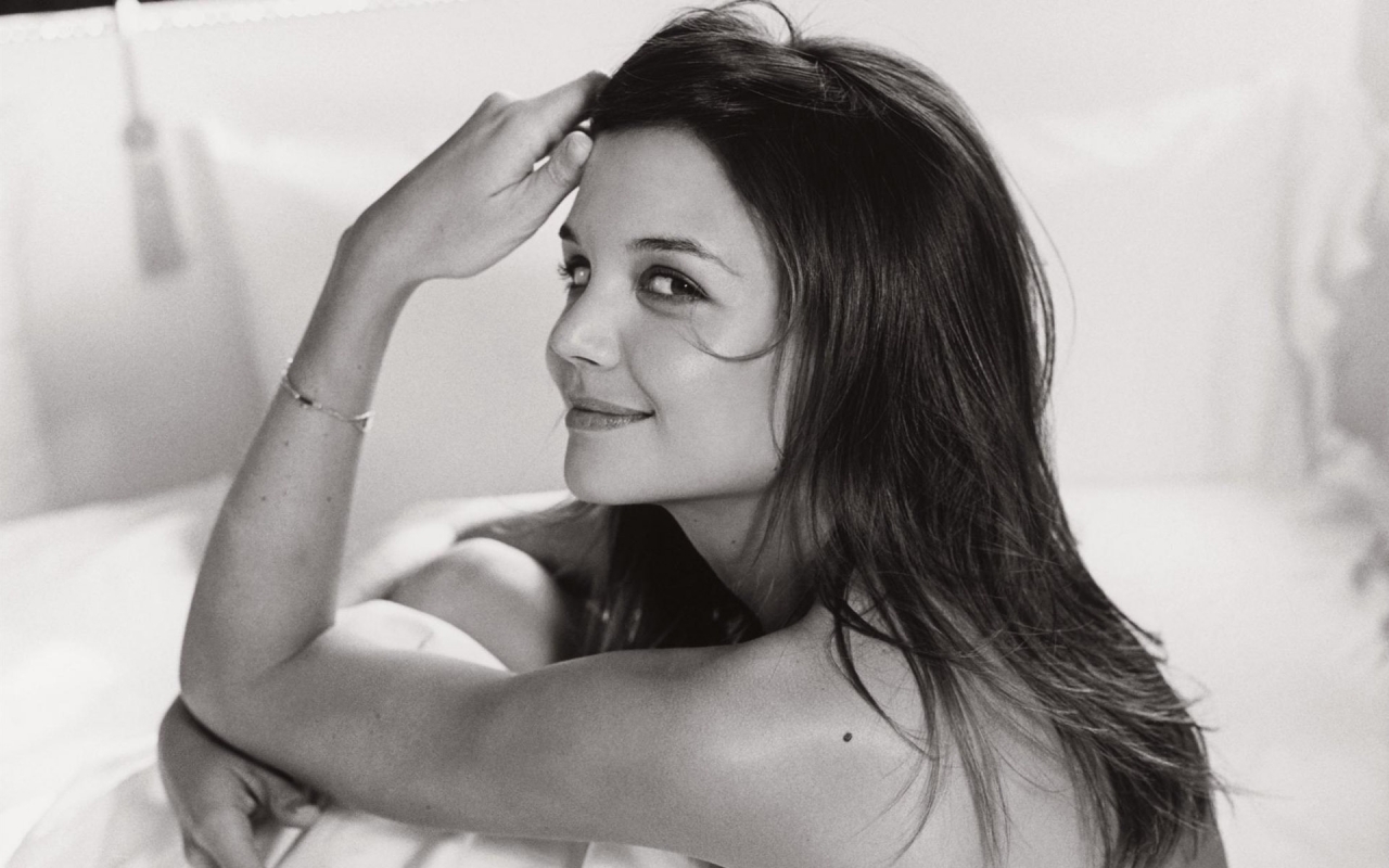 Katie Holmes Monochrome for 1280 x 800 widescreen resolution
