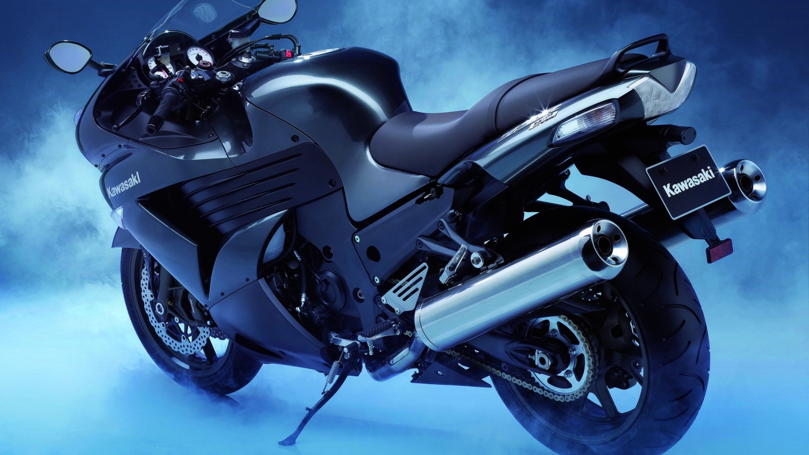 Kawasaki Ninja Black for 1600 x 900 HDTV resolution