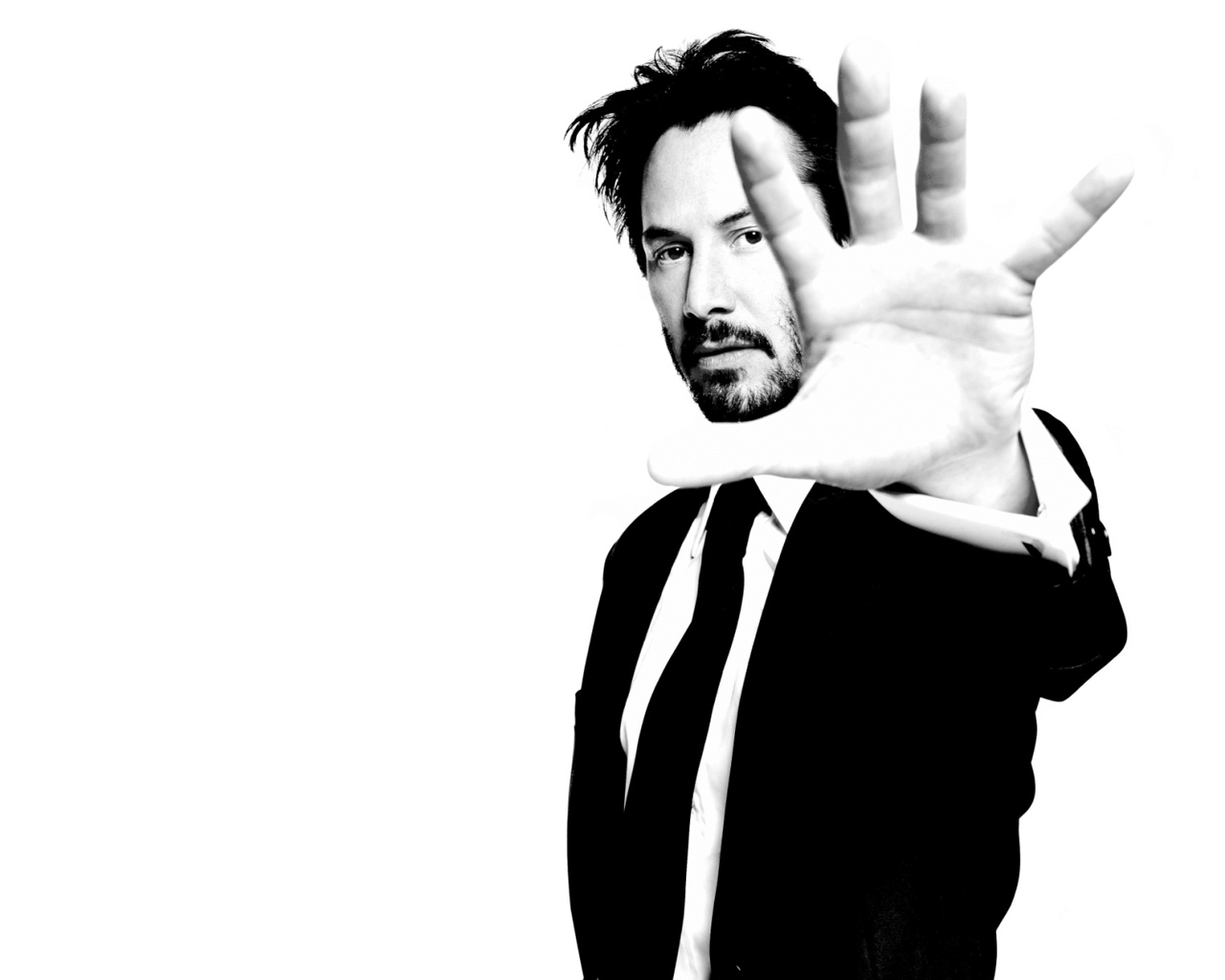 Keanu Reeves Black and White for 1280 x 1024 resolution