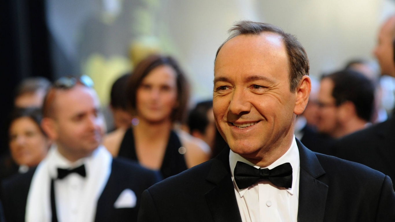 Kevin Spacey Smile for 1366 x 768 HDTV resolution