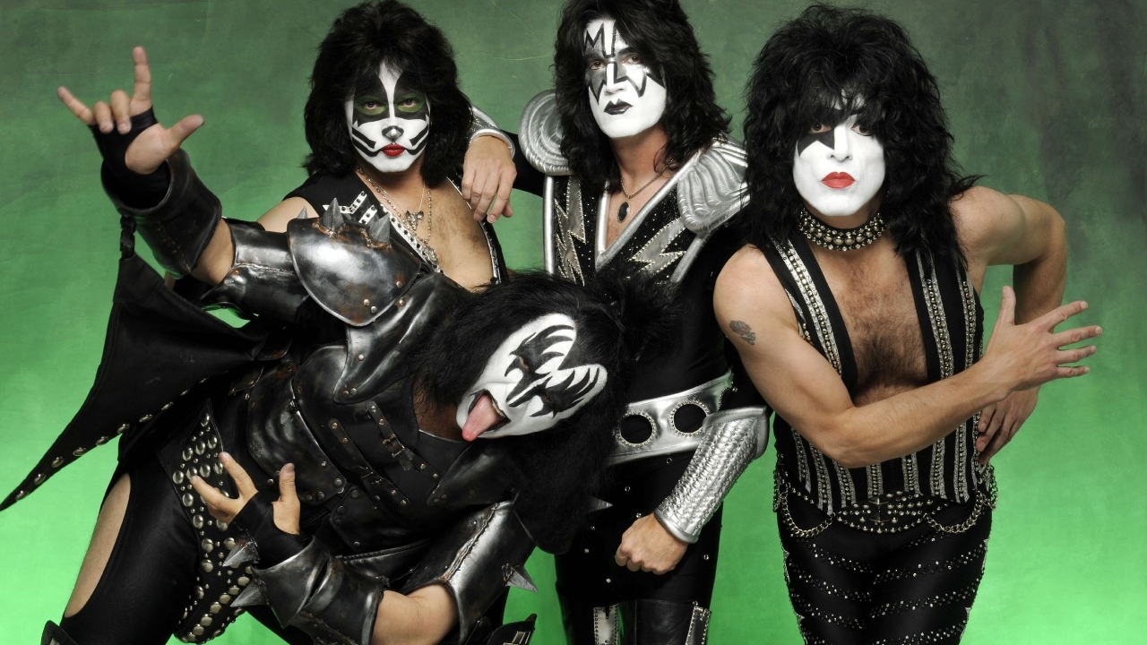 Kiss The Rock for 1280 x 720 HDTV 720p resolution