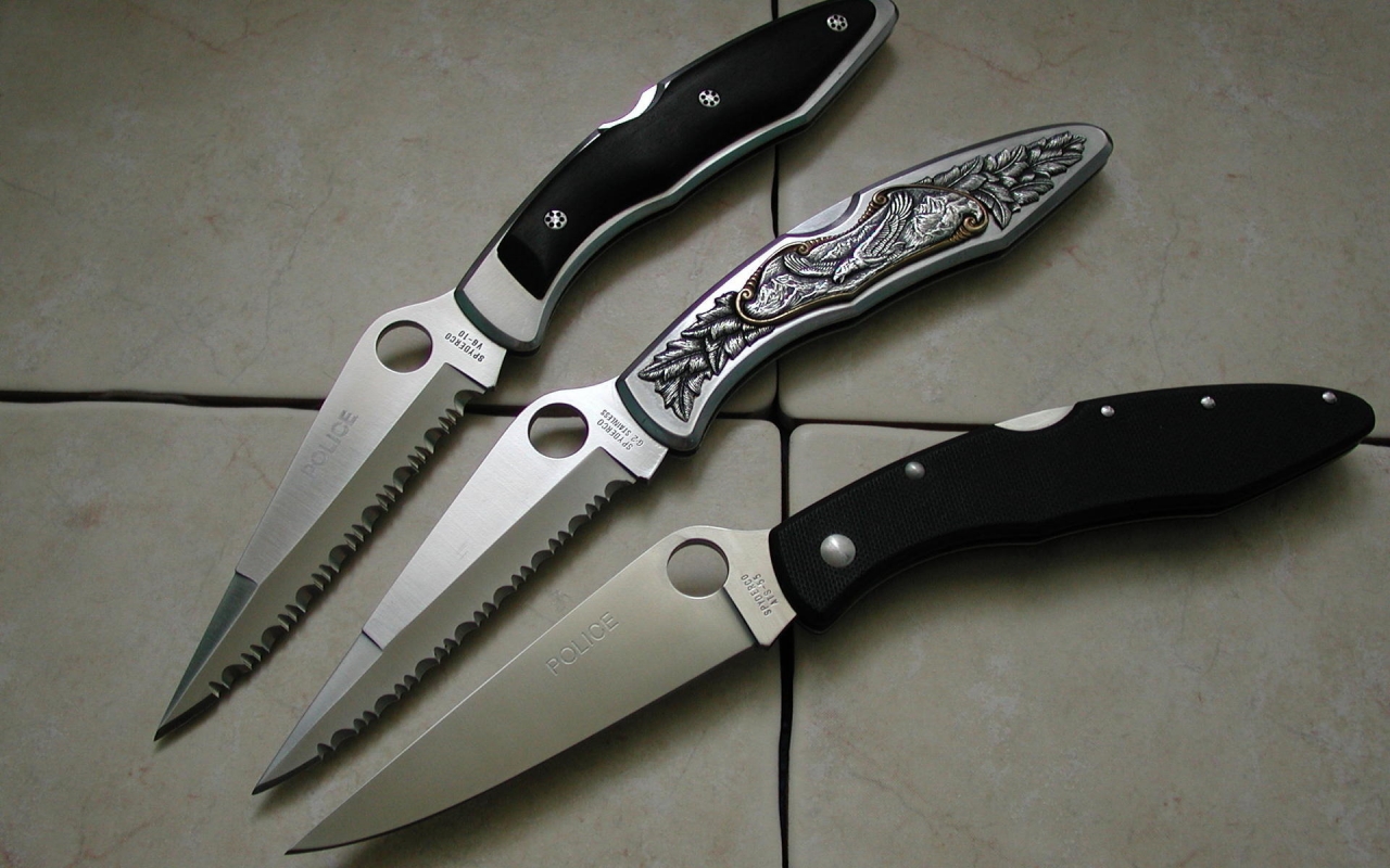 Knives for 1280 x 800 widescreen resolution