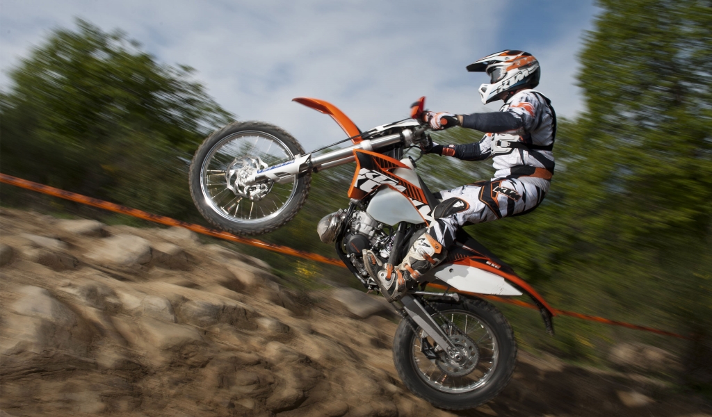 KTM EXC 200 2012 for 1024 x 600 widescreen resolution