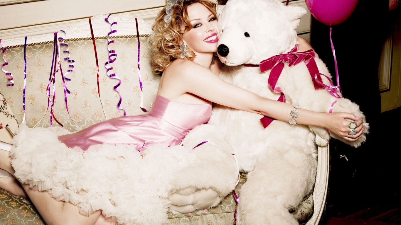 Kylie Minogue Bear Love for 1366 x 768 HDTV resolution