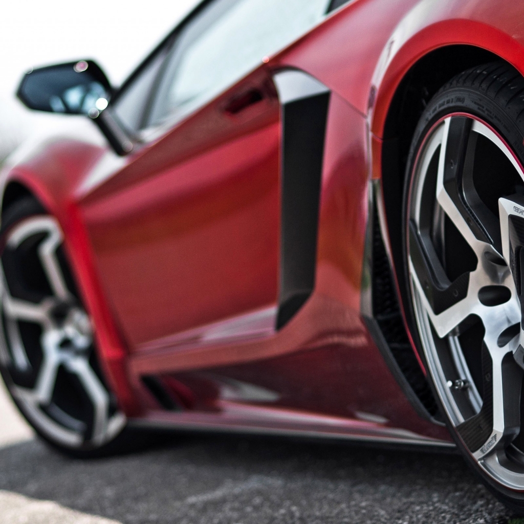 Lamborghini Aventador Custom Forged Wheels for 1024 x 1024 iPad resolution
