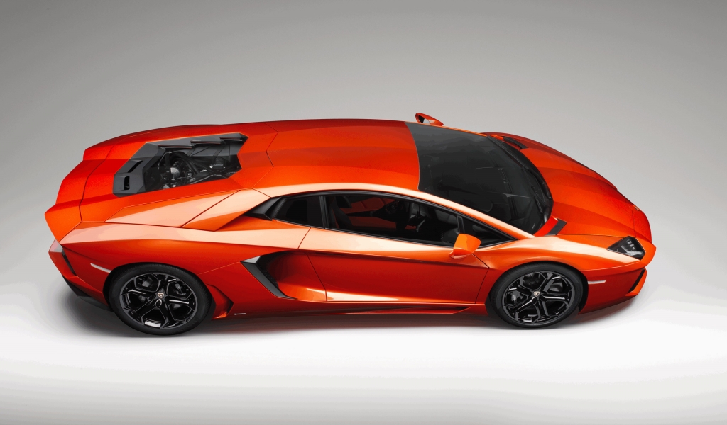 Lamborghini Aventador Studio for 1024 x 600 widescreen resolution