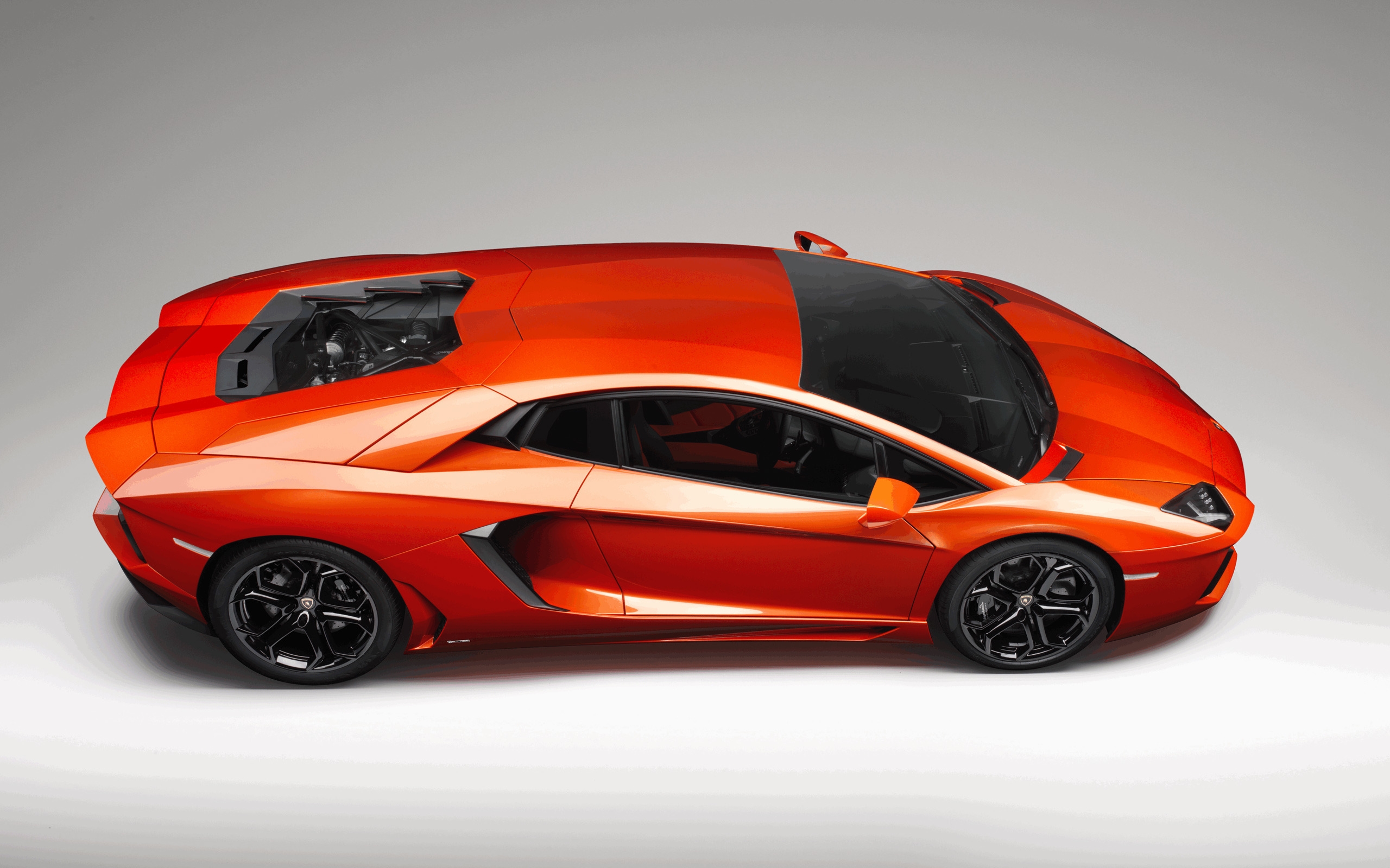 Lamborghini Aventador Studio for 2560 x 1600 widescreen resolution