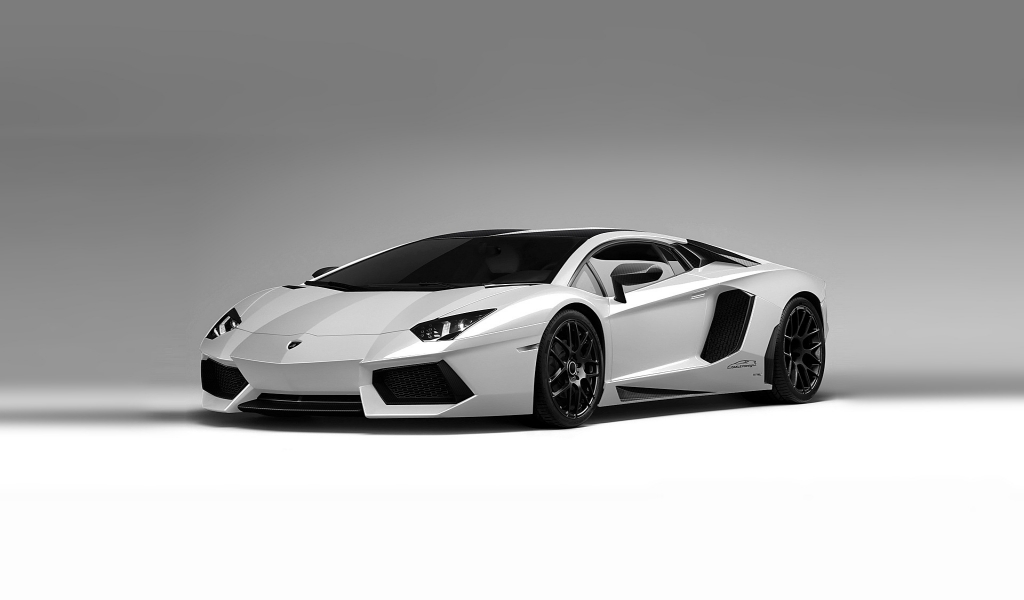 Lamborghini Aventador White for 1024 x 600 widescreen resolution