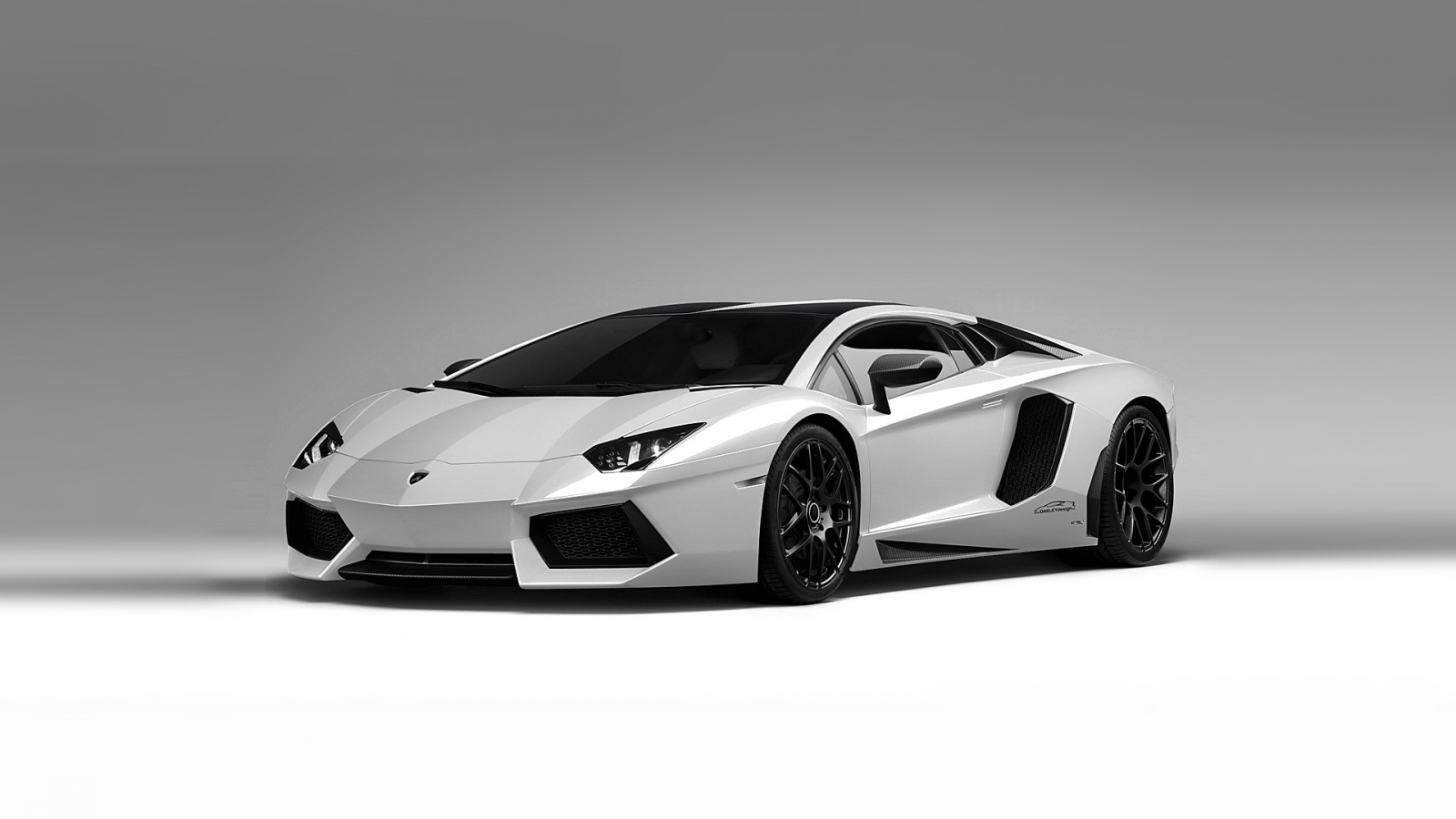 Lamborghini Aventador White for 1600 x 900 HDTV resolution