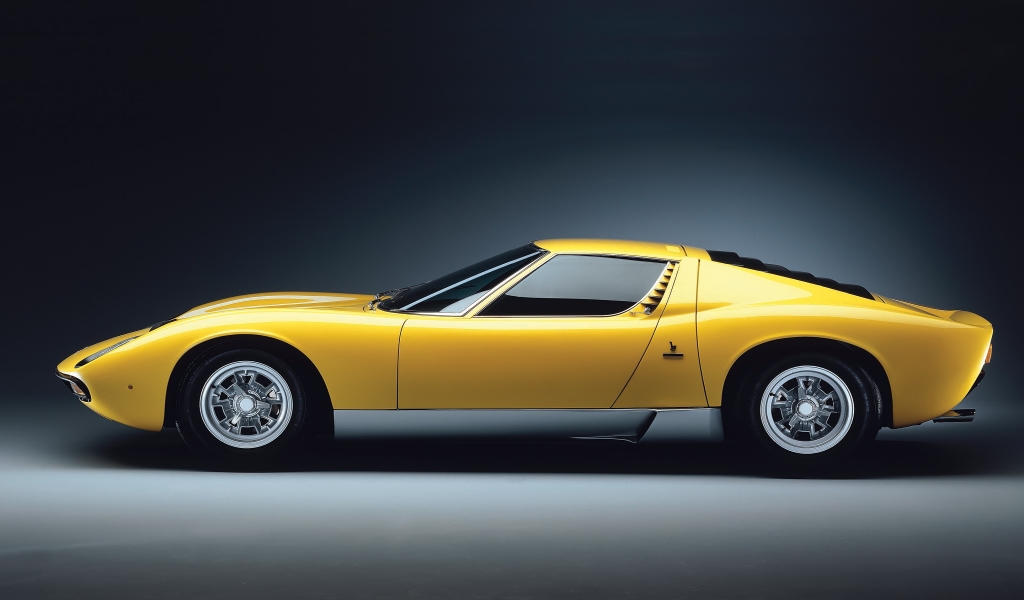 Lamborghini Miura 1971 for 1024 x 600 widescreen resolution