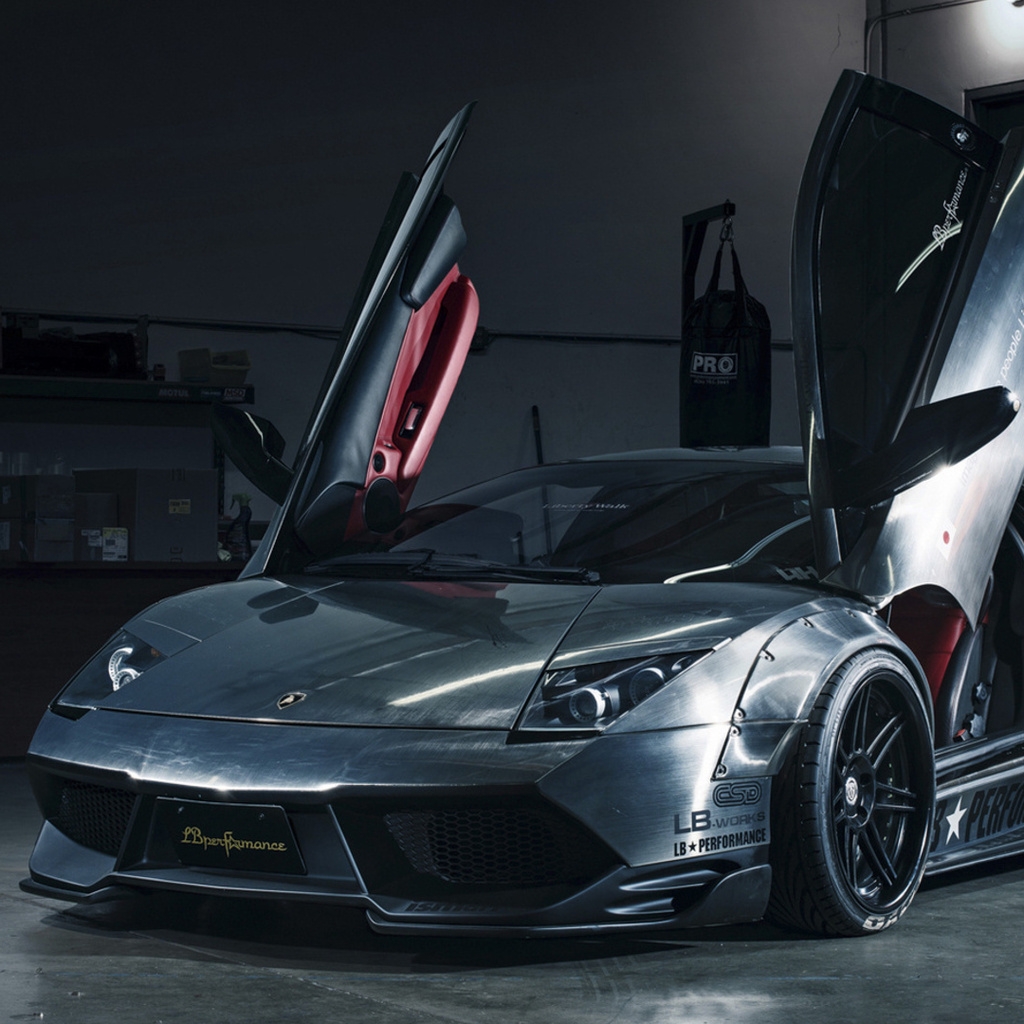 Lamborghini Murcielago LB Performance for 1024 x 1024 iPad resolution