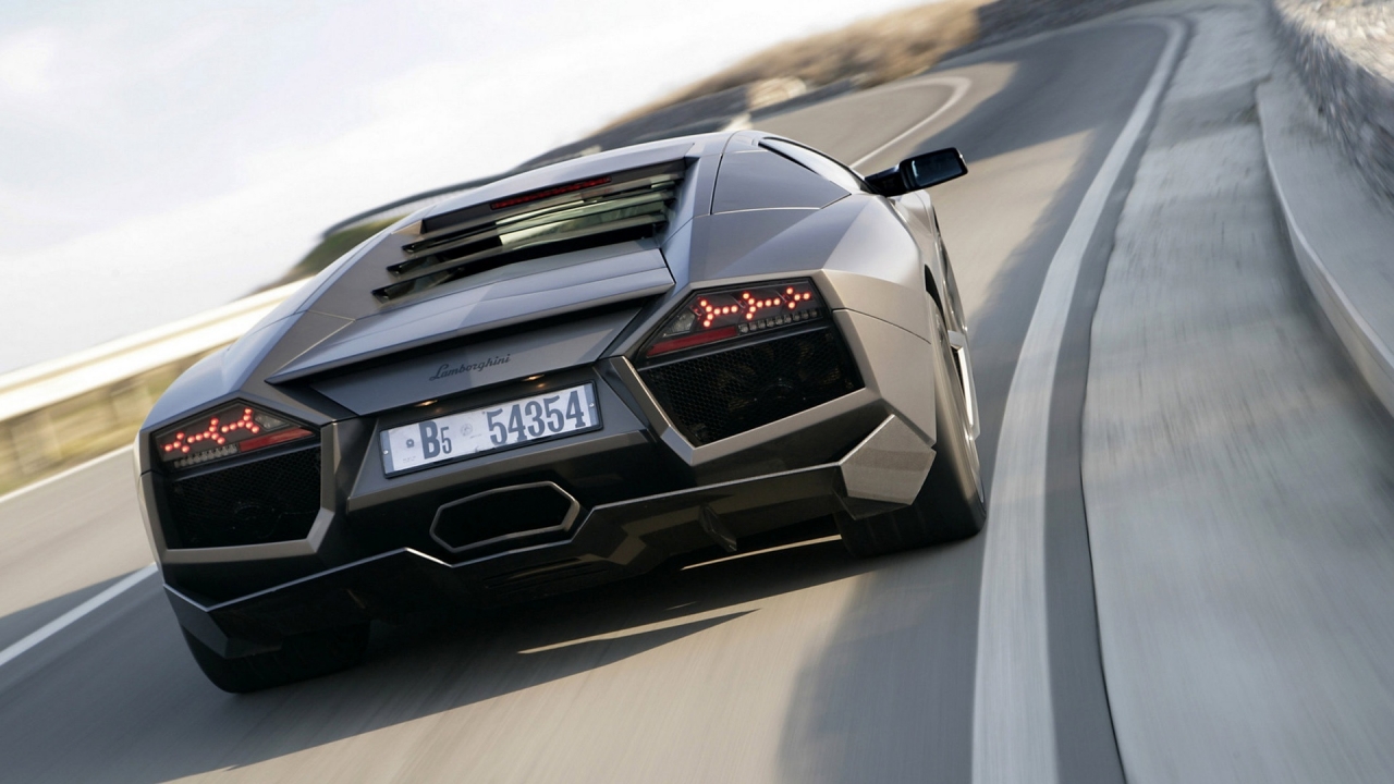 Lamborghini Reventon Back for 1280 x 720 HDTV 720p resolution