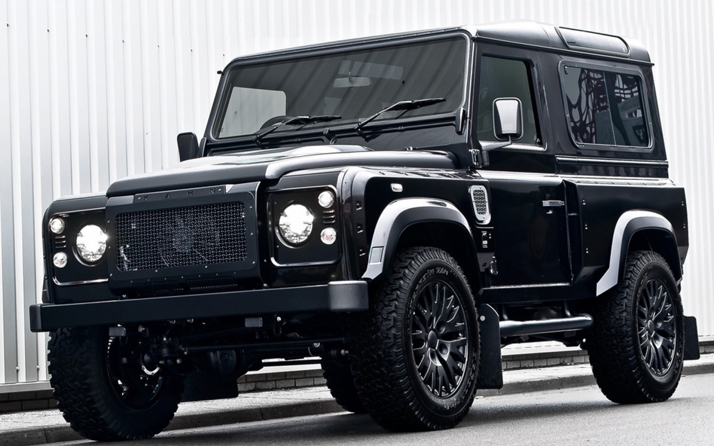 Land Rover Defender Military Edition Kahn Edition for 1440 x 900 widescreen resolution