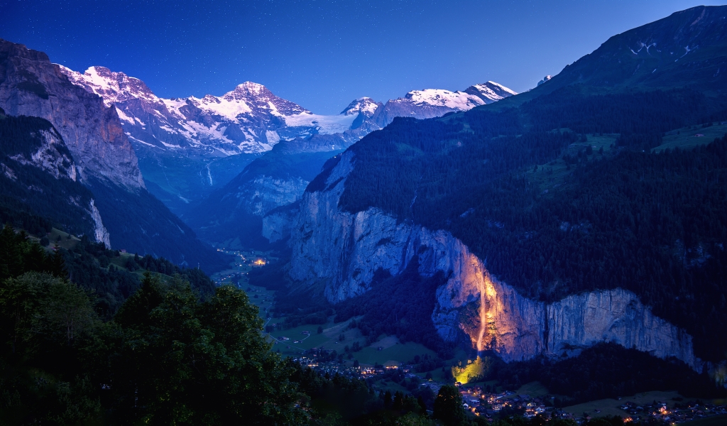 Lauterbrunnen Valley for 1024 x 600 widescreen resolution