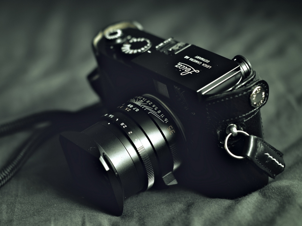 Leica Camera for 1024 x 768 resolution