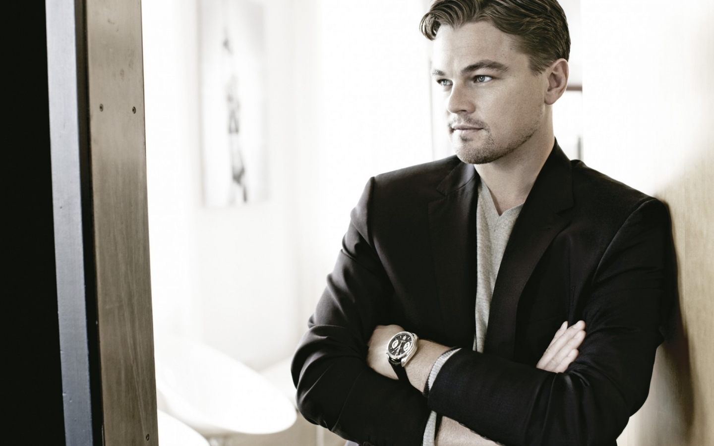 Leonardo DiCaprio Profile Look for 1440 x 900 widescreen resolution