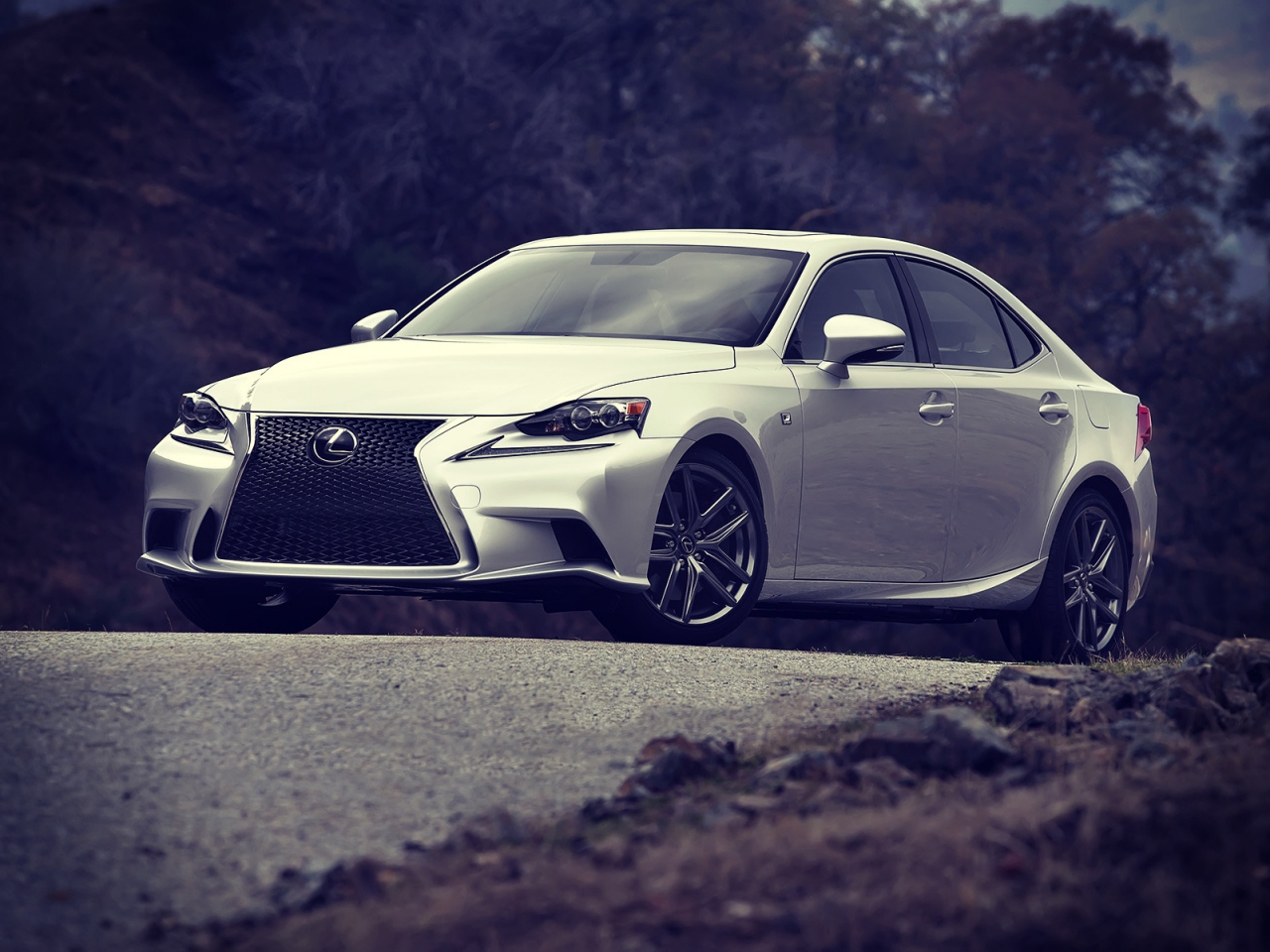 Lexus IS 2014 for 1280 x 960 resolution