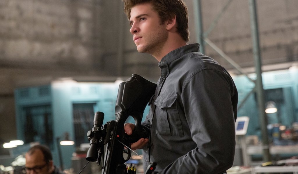 Liam Hemsworth in The Hunger Games for 1024 x 600 widescreen resolution