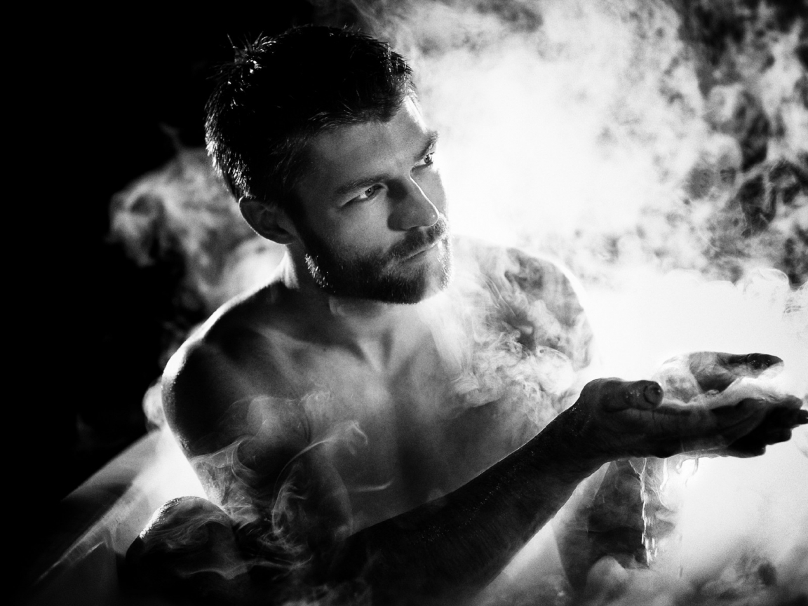 Liam McIntyre Spartacus for 1152 x 864 resolution