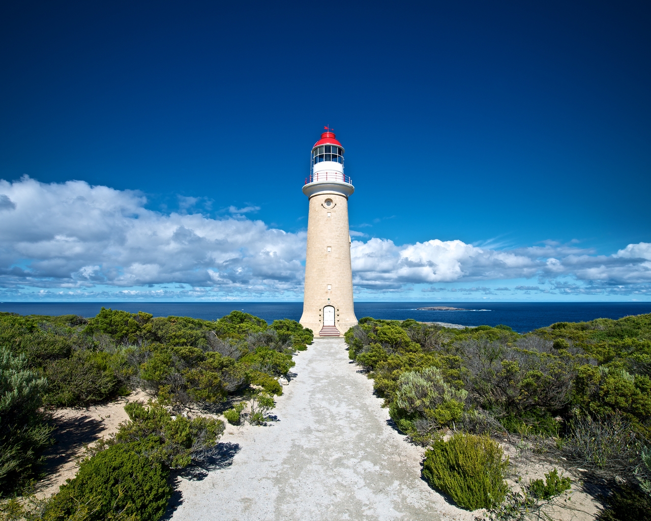 Lighthouse Kangaroo Island for 1280 x 1024 resolution