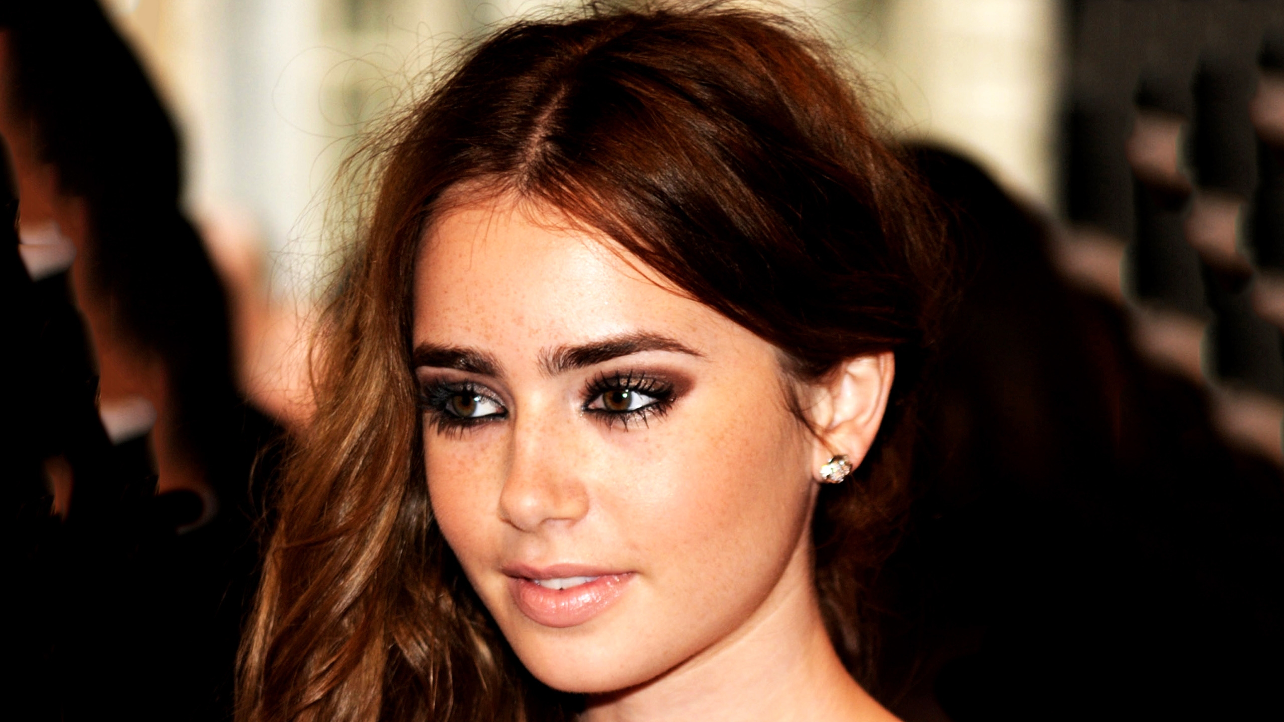 Lily Jane Collins for 2560x1440 HDTV resolution
