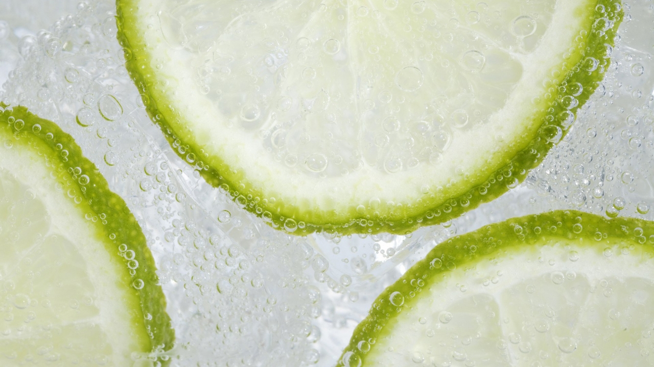 Limes in Mineral Water for 1280 x 720 HDTV 720p resolution