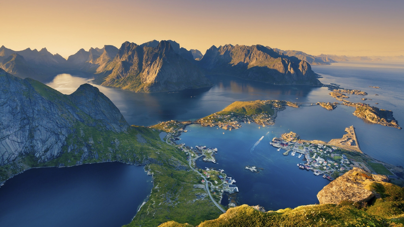  Lofoten Islands Norway for 1366 x 768 HDTV resolution
