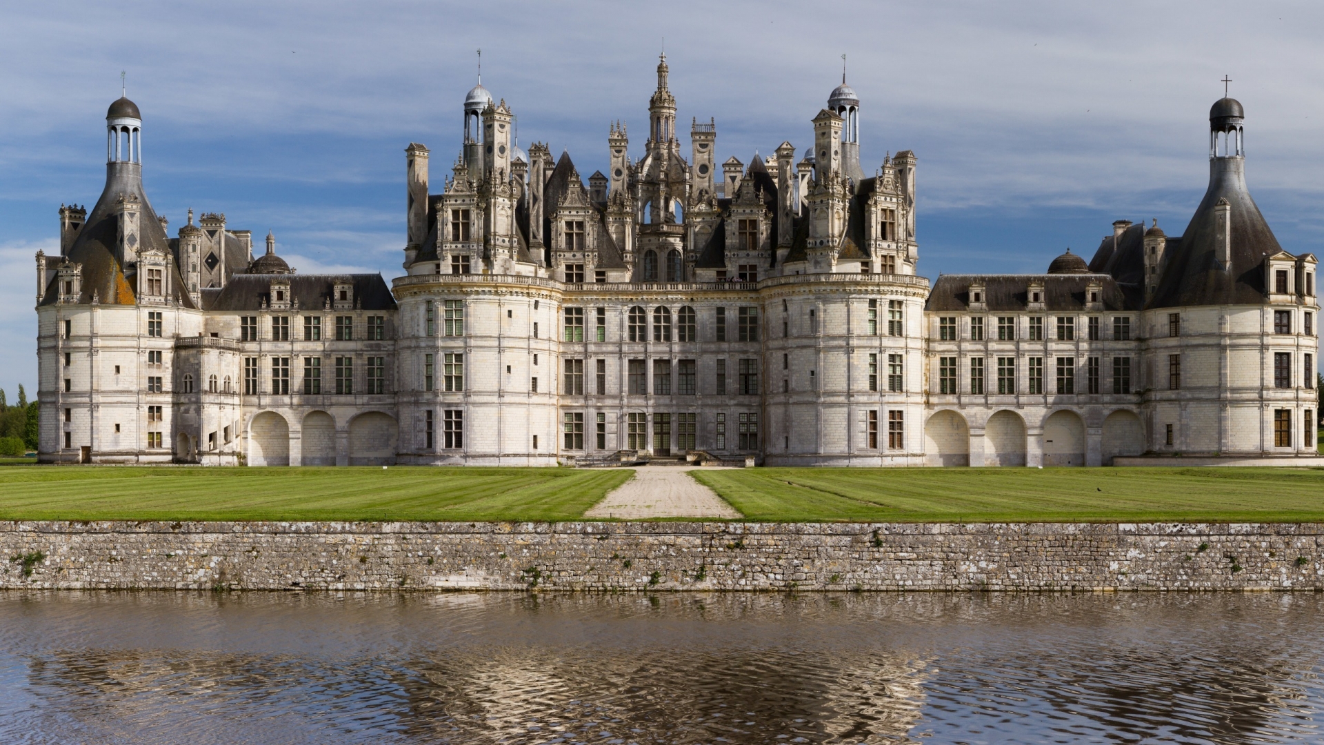 Loire Castles France for 1920 x 1080 HDTV 1080p resolution