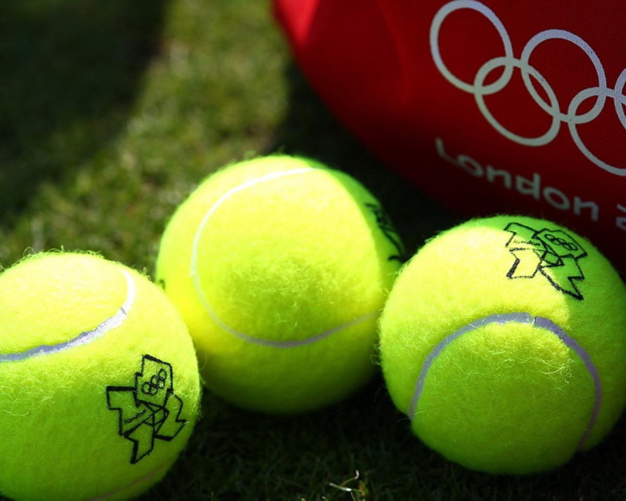 London 2012 Olympics Tennis Balls for 1280 x 1024 resolution